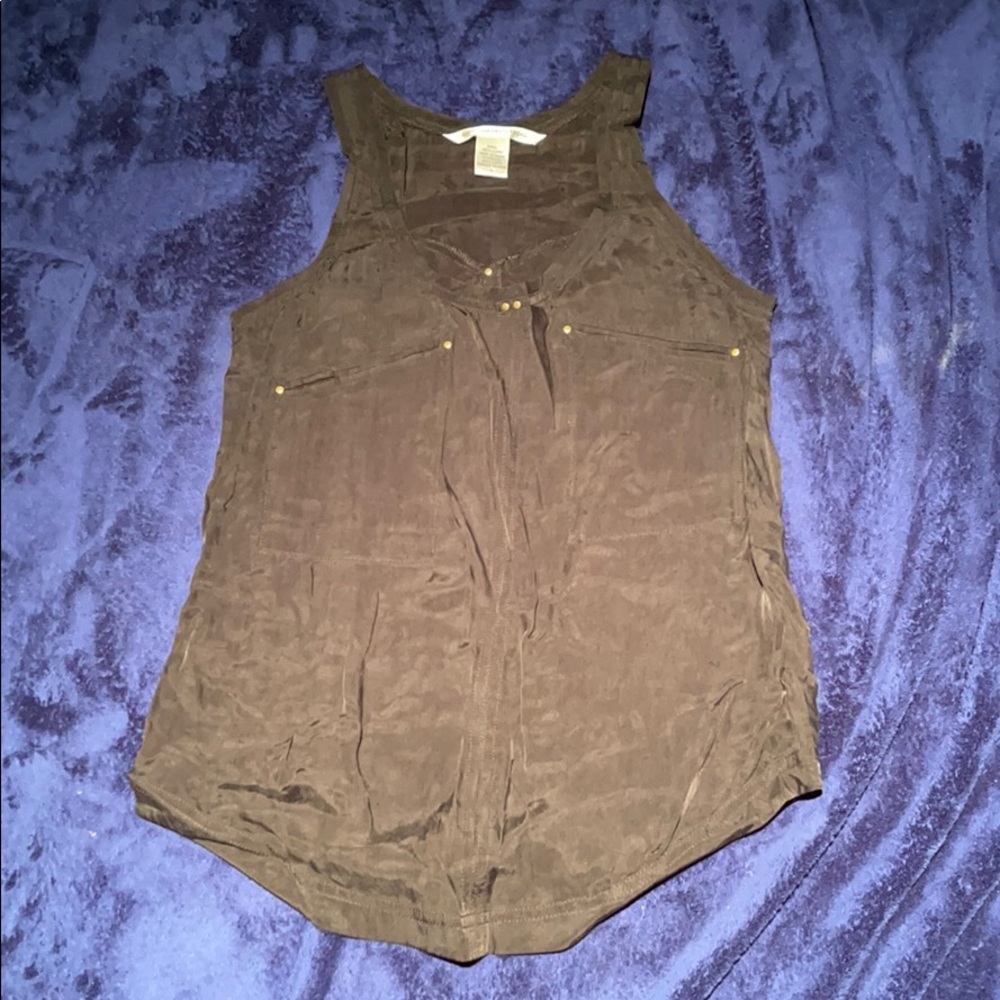 Black tank with gold dot accent